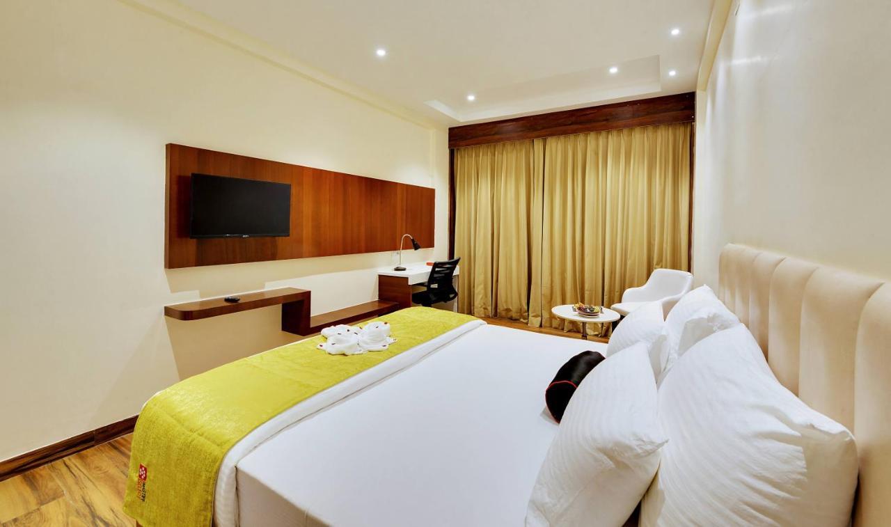 Mastiff Select Gulbarga Hotel Kalaburagi Exterior foto